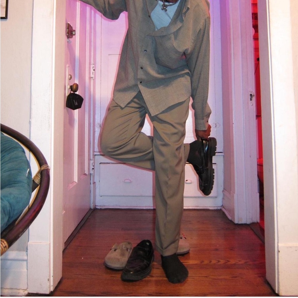 Haggar Men's Pleated Trousers - Picture 6 of 6